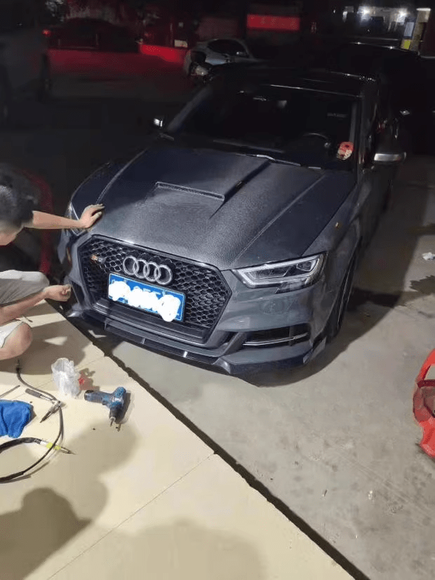 АUDI A3 S3 RS3 8V Vented Bonnet Hood 2014-2020 Kazento Carbon Parts Carbon Fiber RS3-HOOD-LN-CF