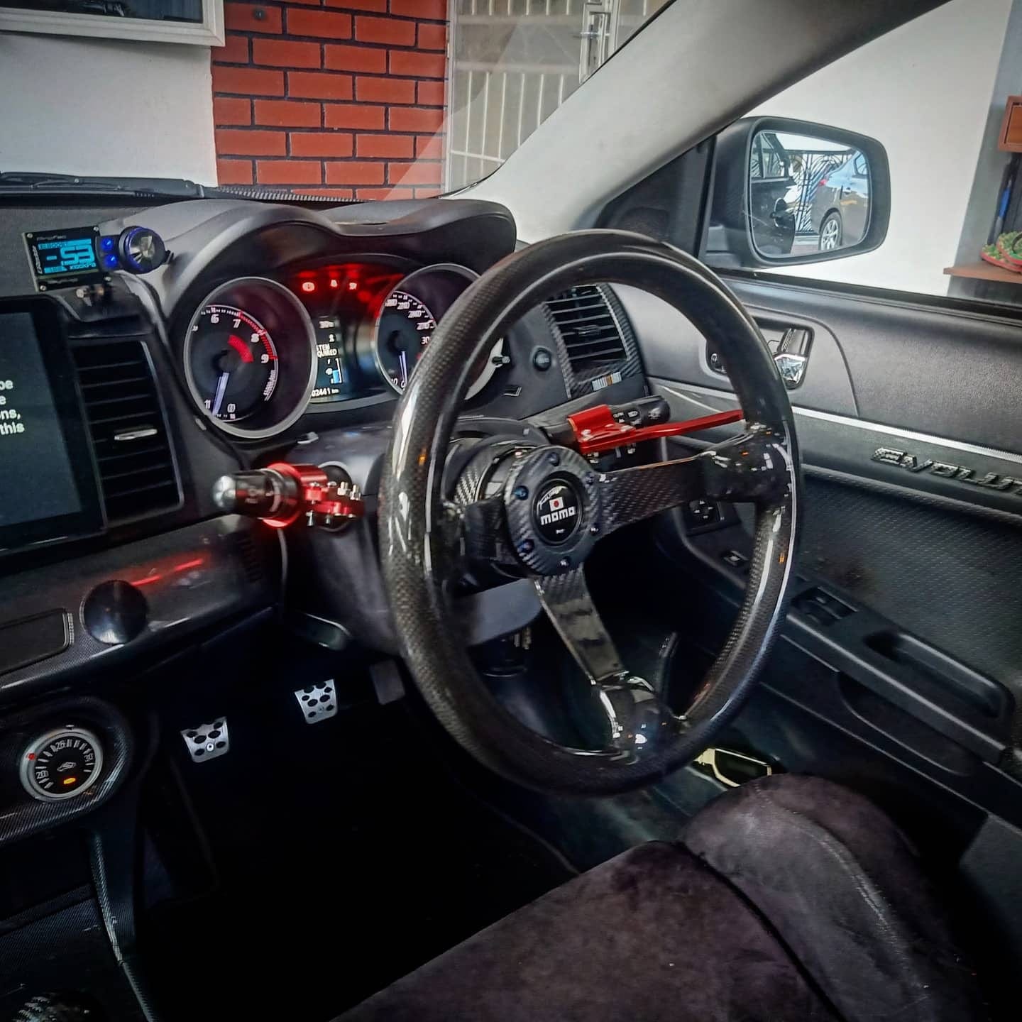 UNIVERSAL Steering wheel Deep Dish Type Racing Glossy Dry Carbon