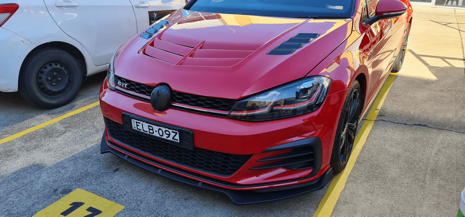 VOLKSWAGEN GOLF MK7/MK7.5 TYPE 1 Varis Style HOOD Kazento Carbon Parts