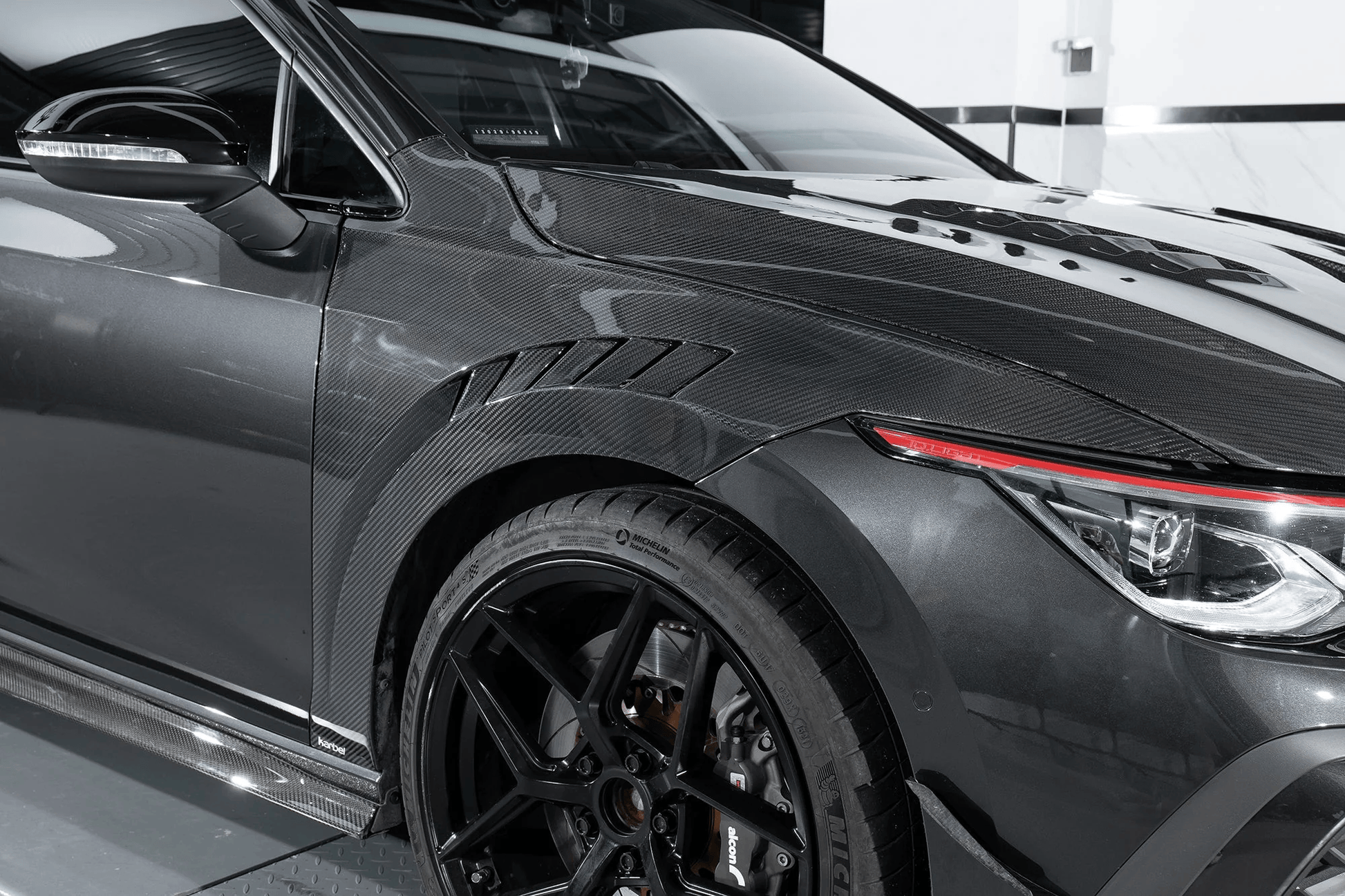 Volkswagen Golf MK8 MK8.5 KB Style Front Vented Fenders 2020+