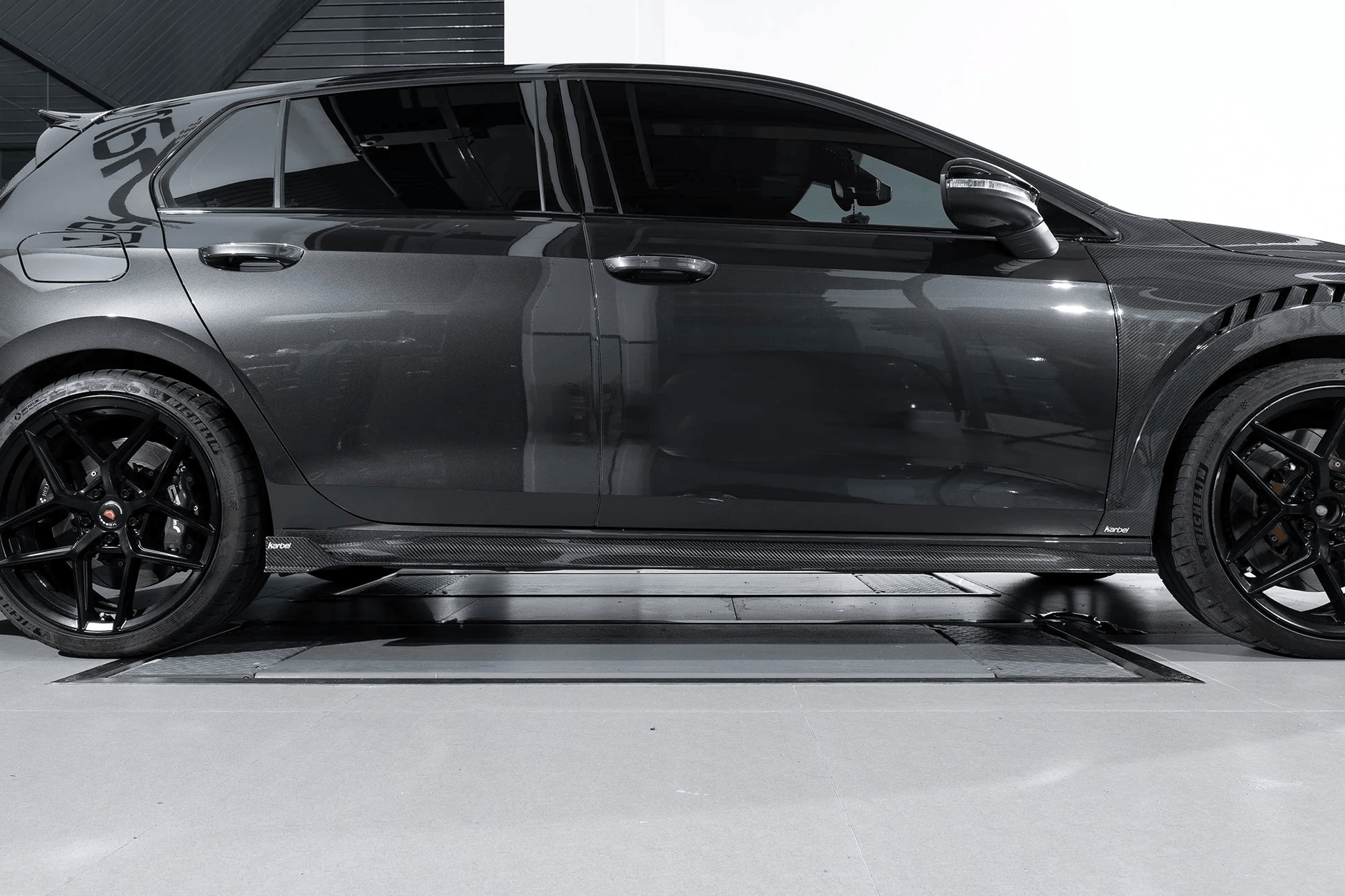 Volkswagen Golf MK8 MK8.5 KB Style Front Vented Fenders 2020+