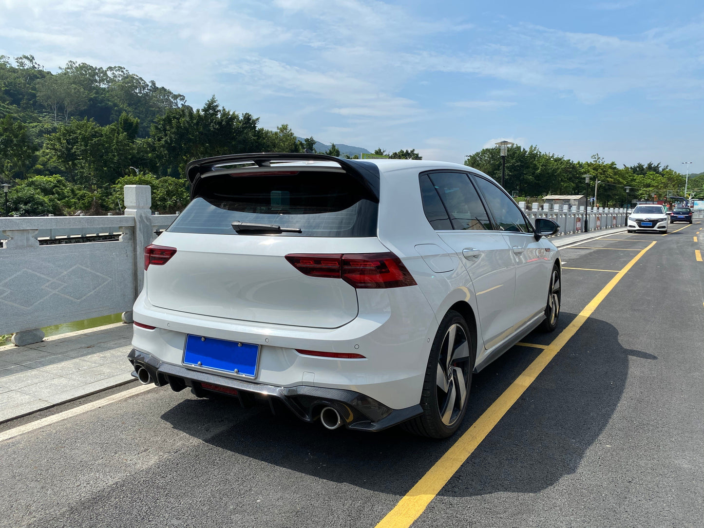 VW GOLF 8 R GTI REAR VALANCE Rear Diffuse with Light 2020+